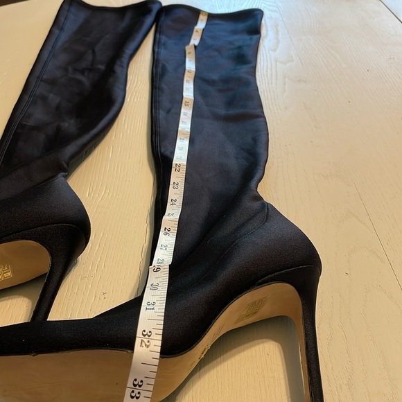 New Stuart Weitzman Ultrastrt Legging 100 Stretch Thigh High Black Boot size 6.5 - Picture 9 of 15